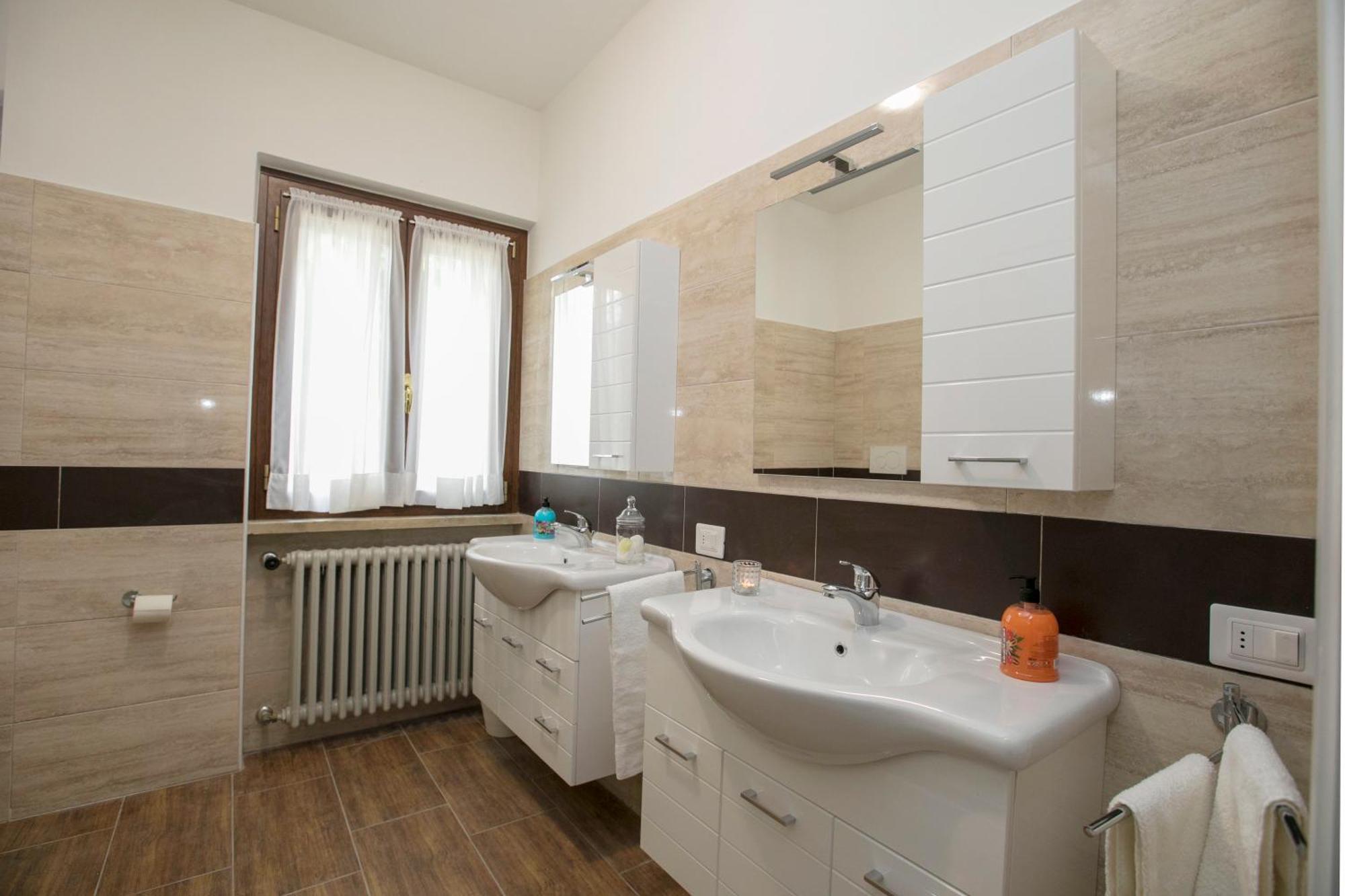 Villa Alberti 900M From Garda Lake Salò Eksteriør billede
